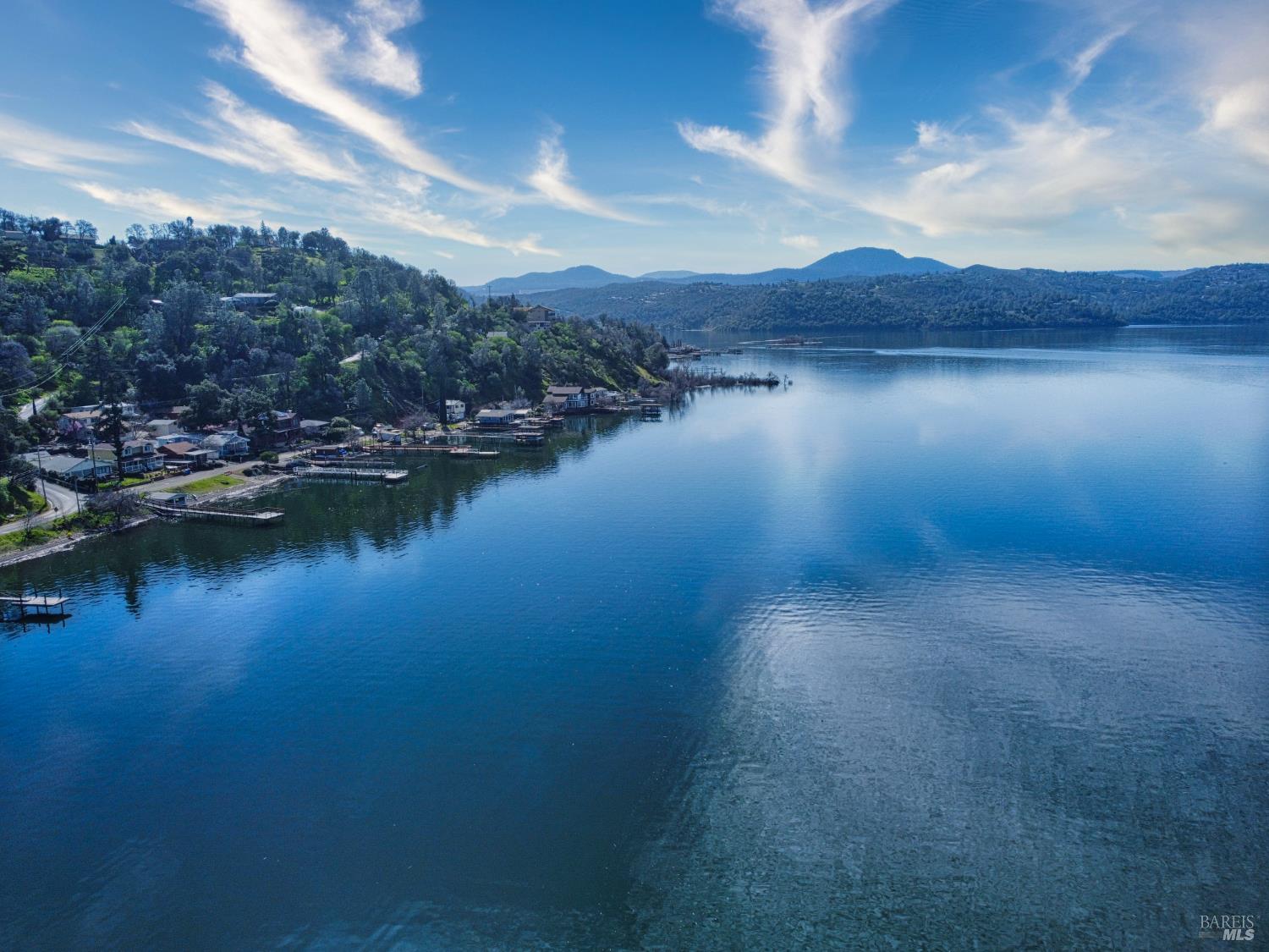 11485 Lakeshore Drive