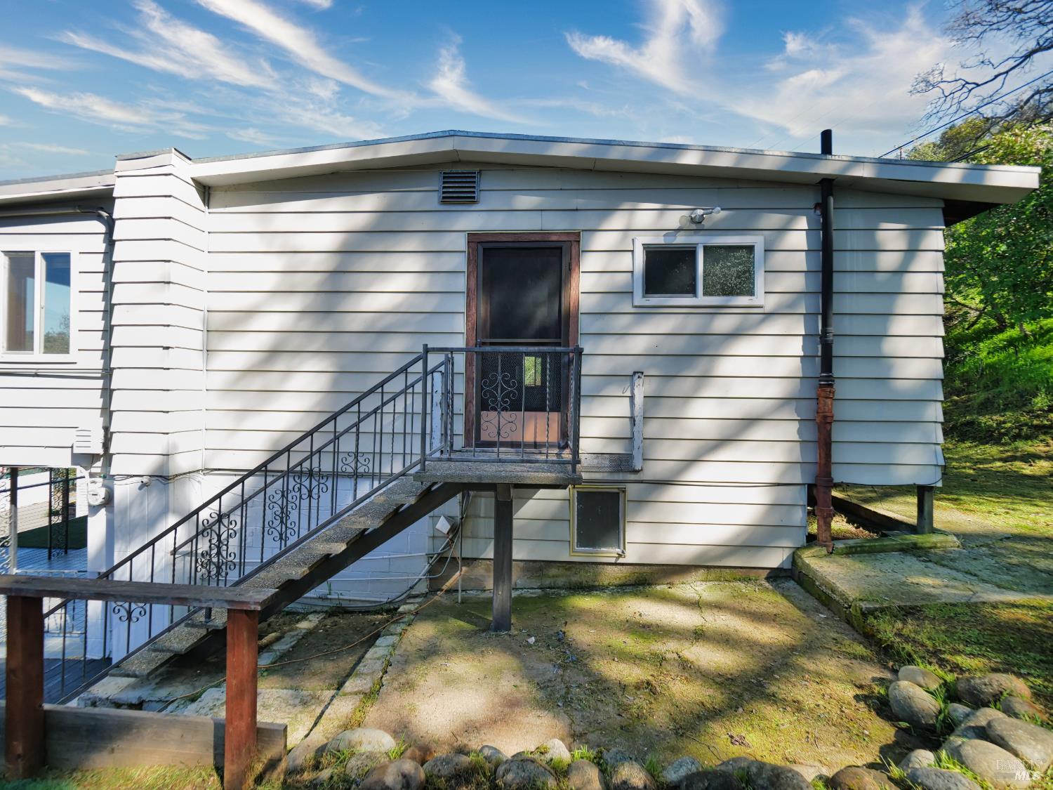 11485 Lakeshore Drive