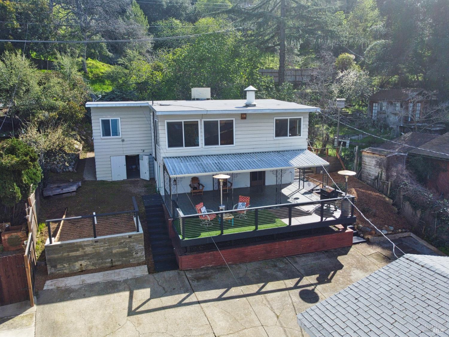 11485 Lakeshore Drive