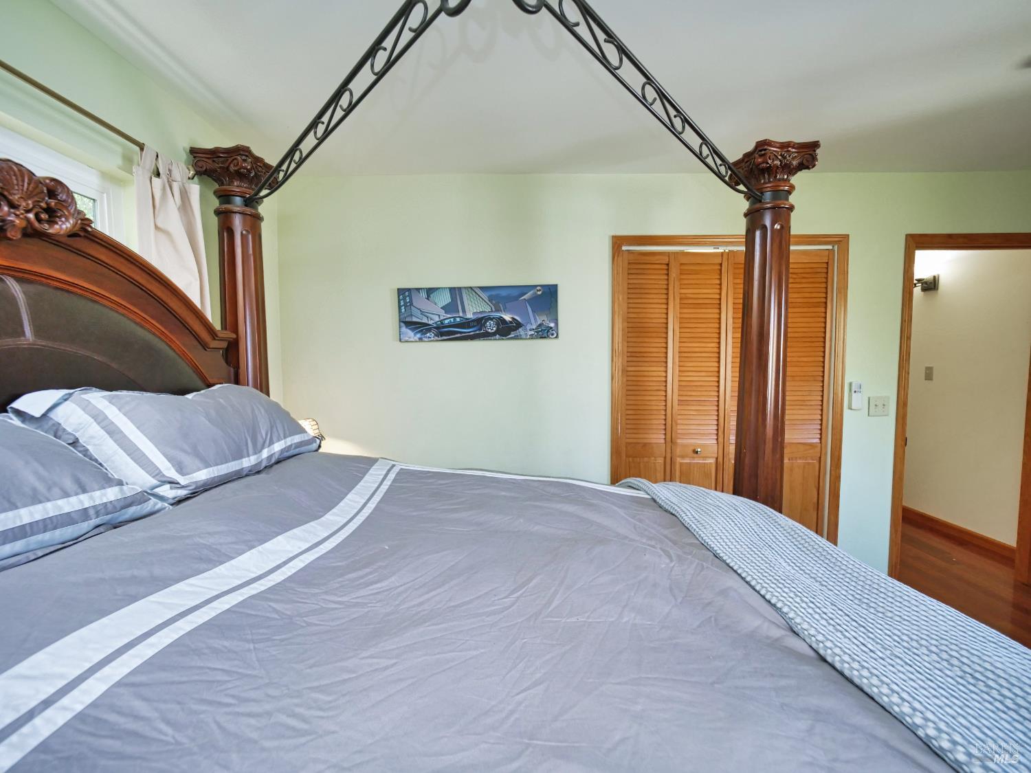 11485 Lakeshore Drive