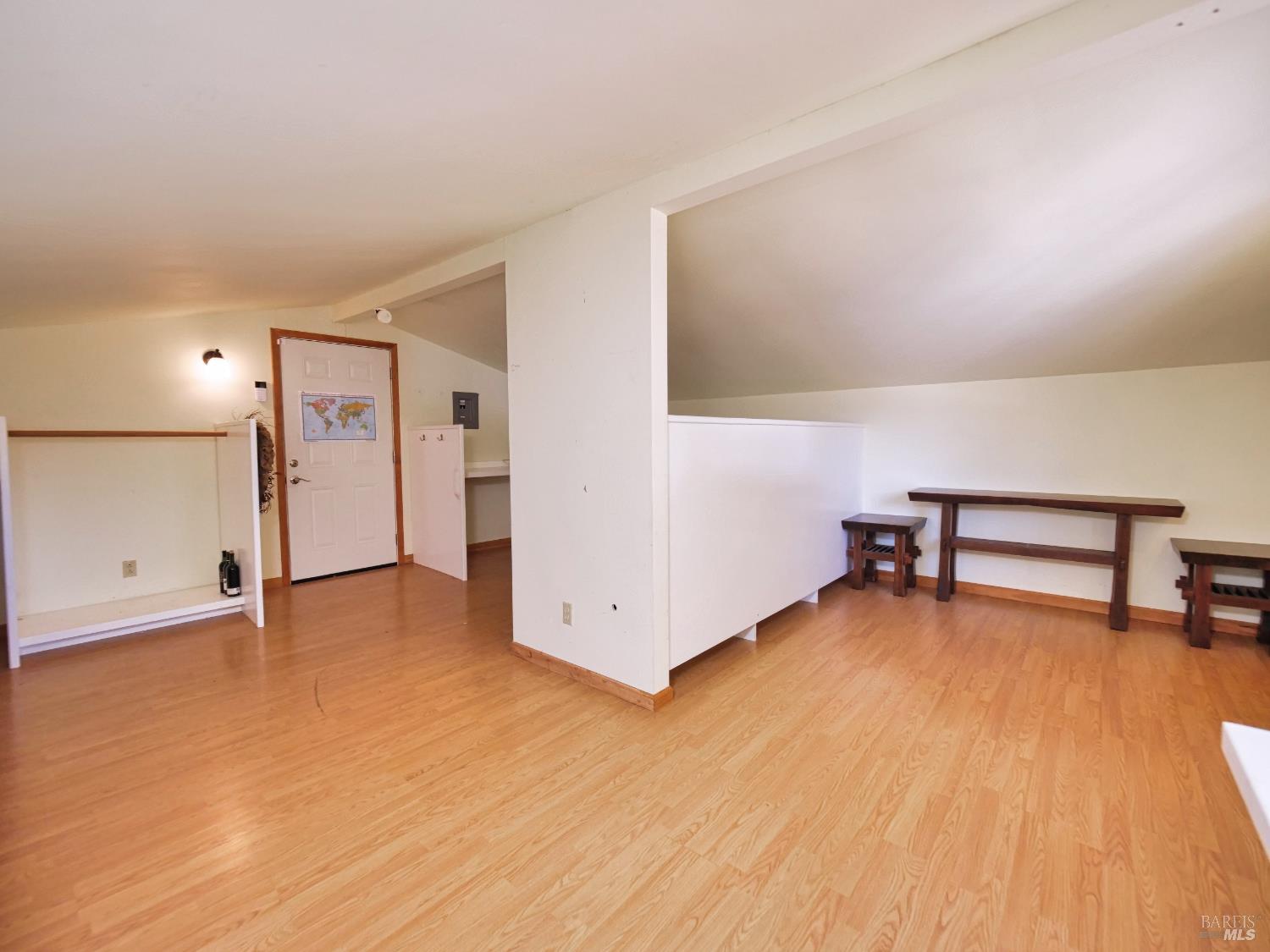 11485 Lakeshore Drive