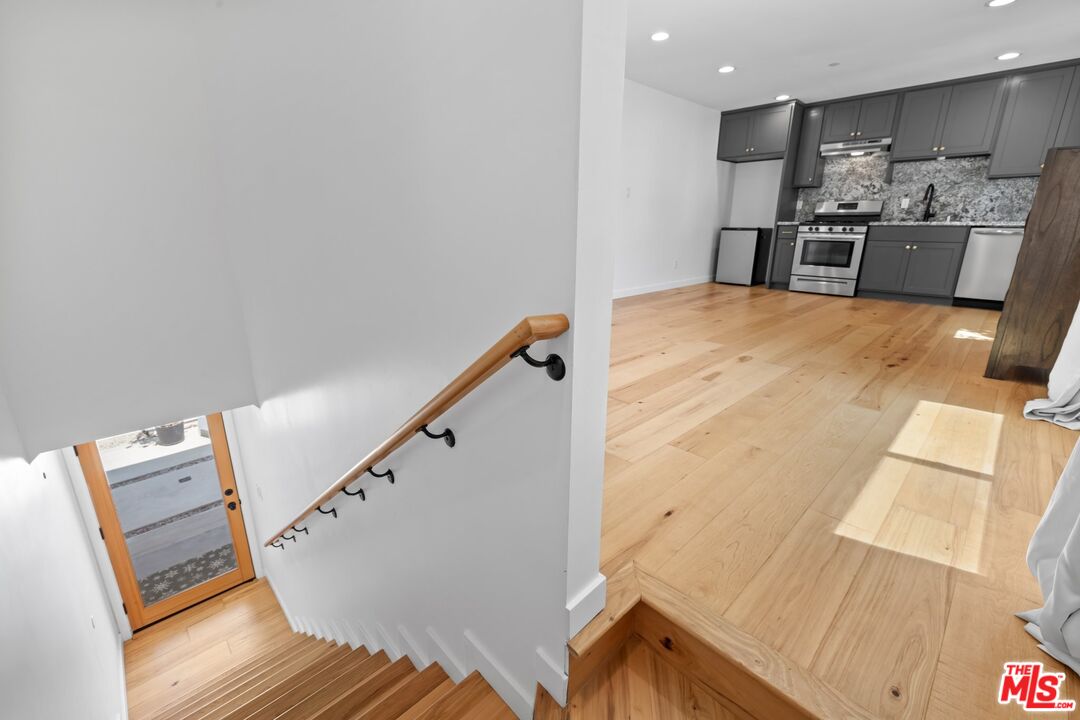 3170 Glenmanor Pl