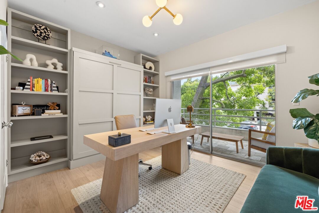 964 Hancock Ave Unit: 103