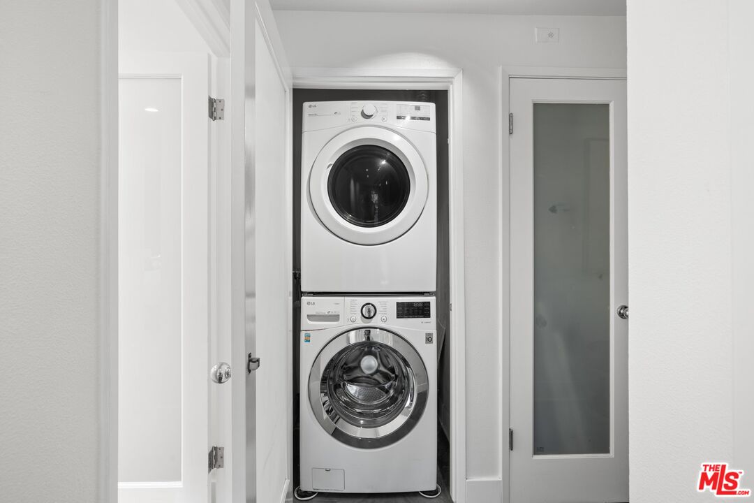 964 Hancock Ave Unit: 103