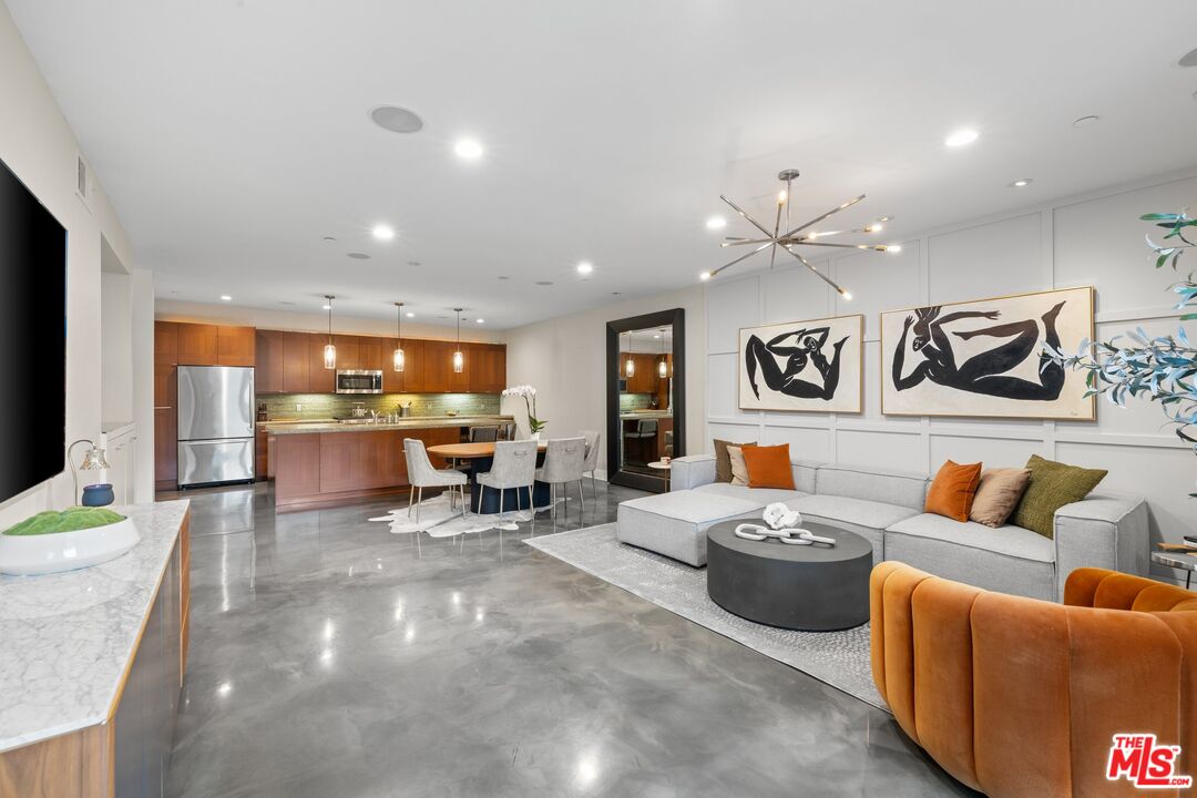 964 Hancock Ave Unit: 103