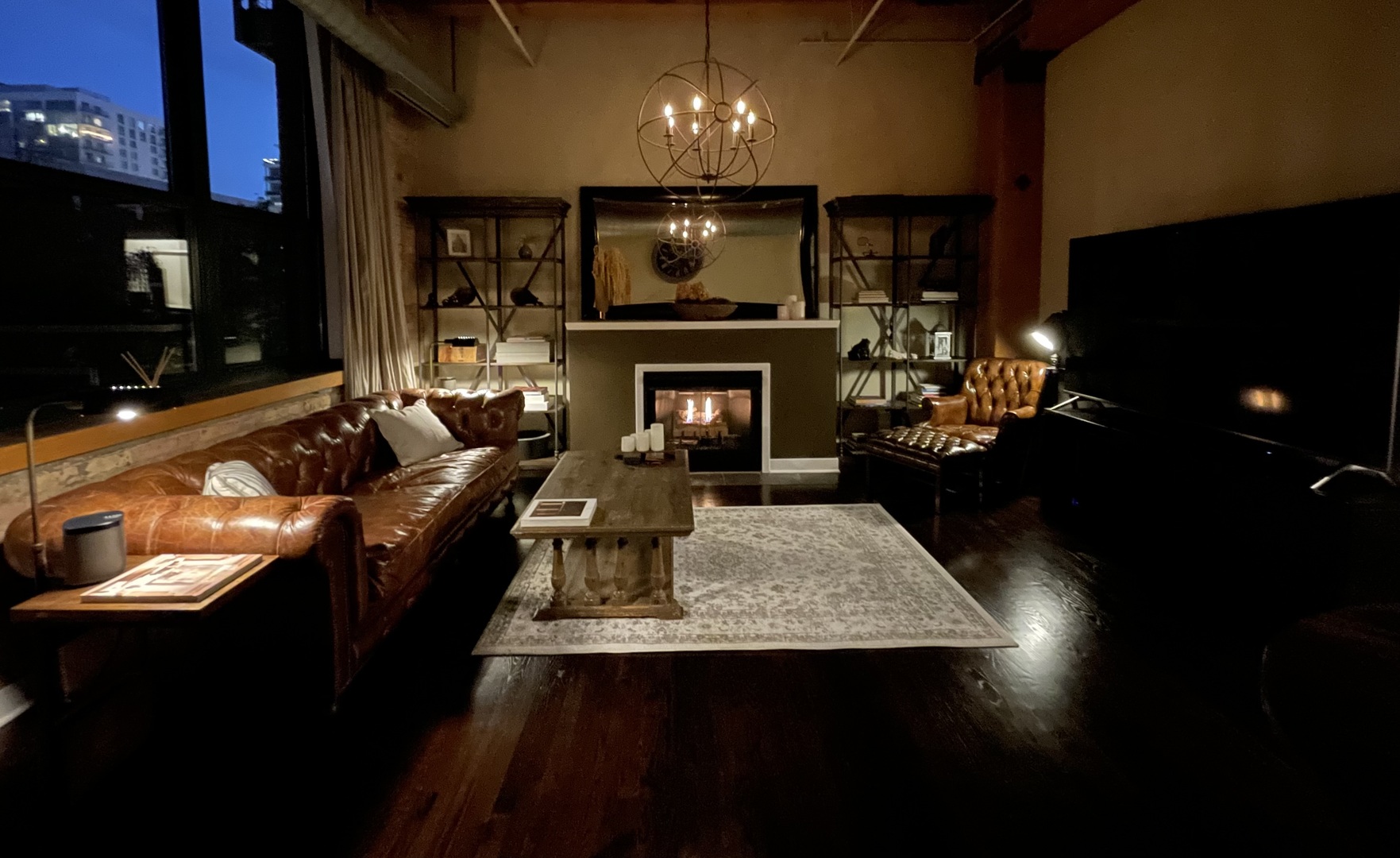 1727 S Indiana Avenue Unit: 207