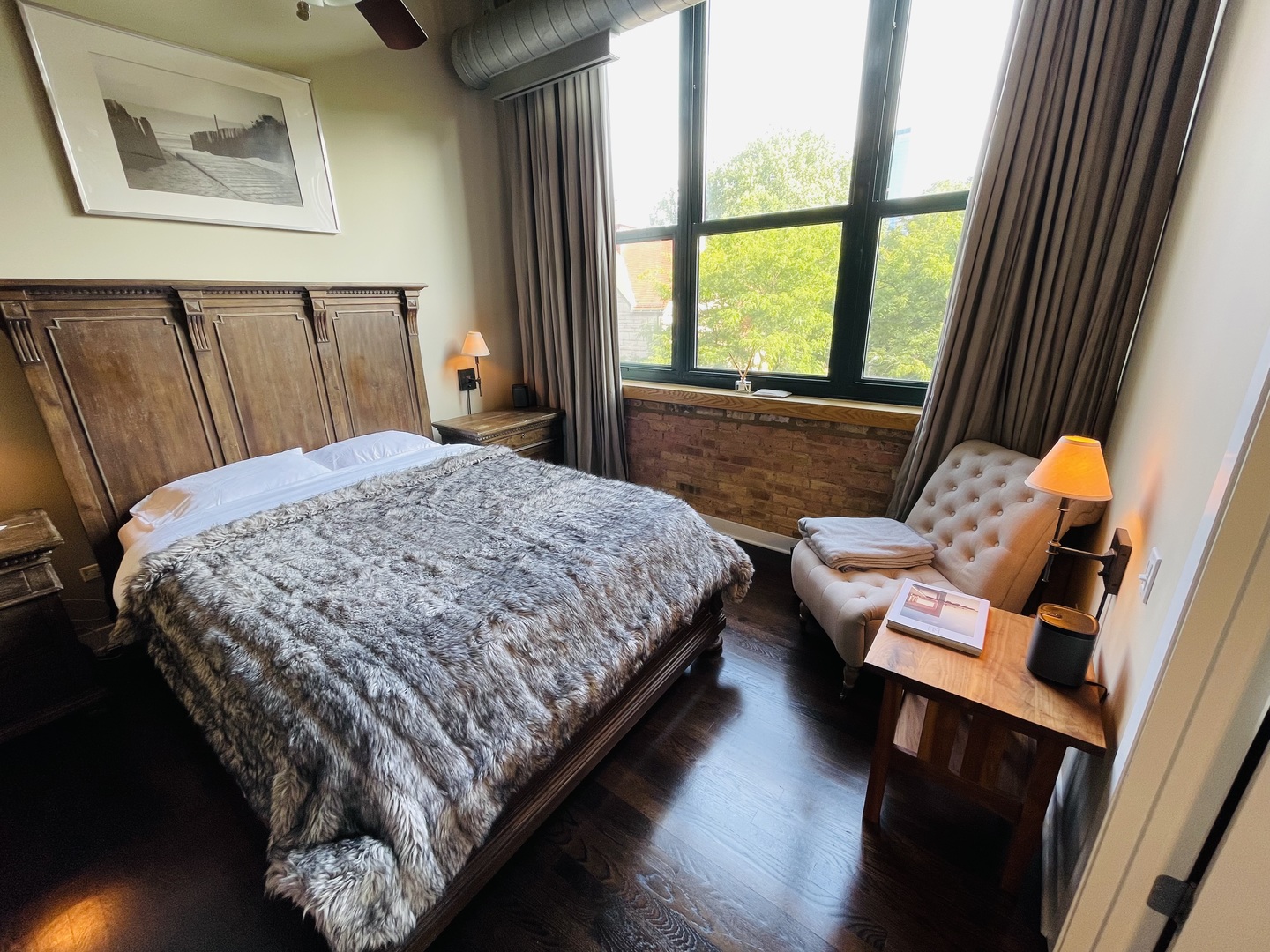 1727 S Indiana Avenue Unit: 207