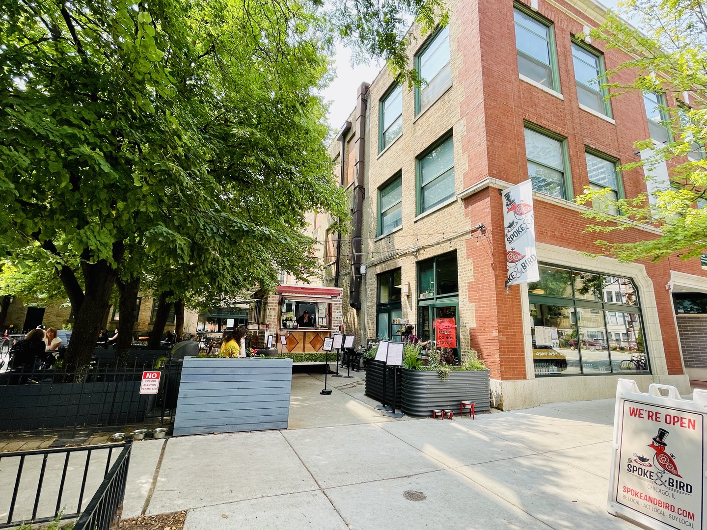 1727 S Indiana Avenue Unit: 207