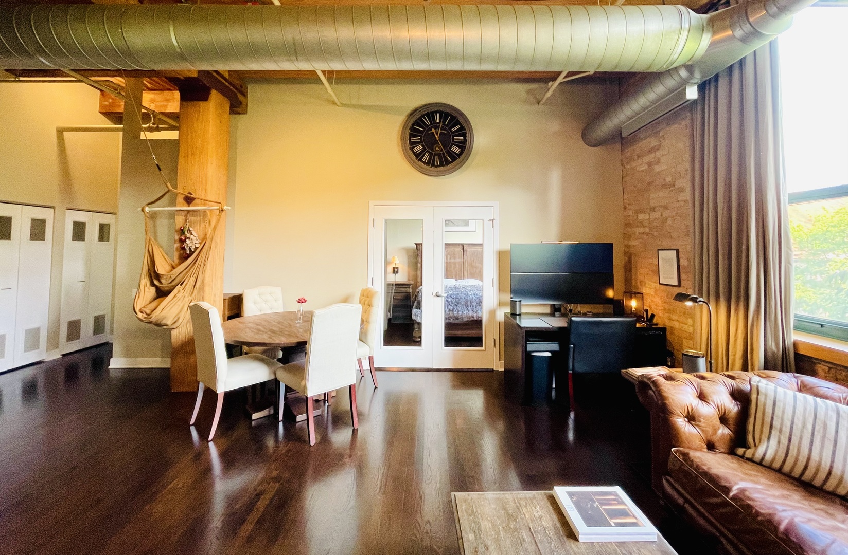 1727 S Indiana Avenue Unit: 207