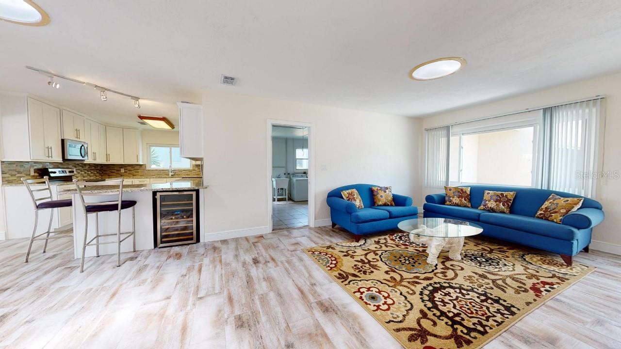 450 LAMBERT AVE