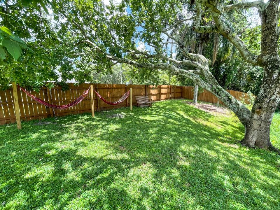 100 DREAMTIME AVE