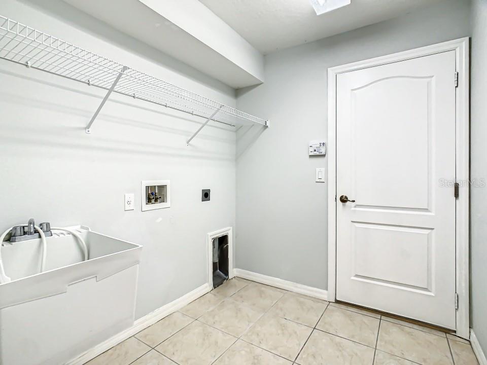 5910 WILLOWS BRIDGE LOOP