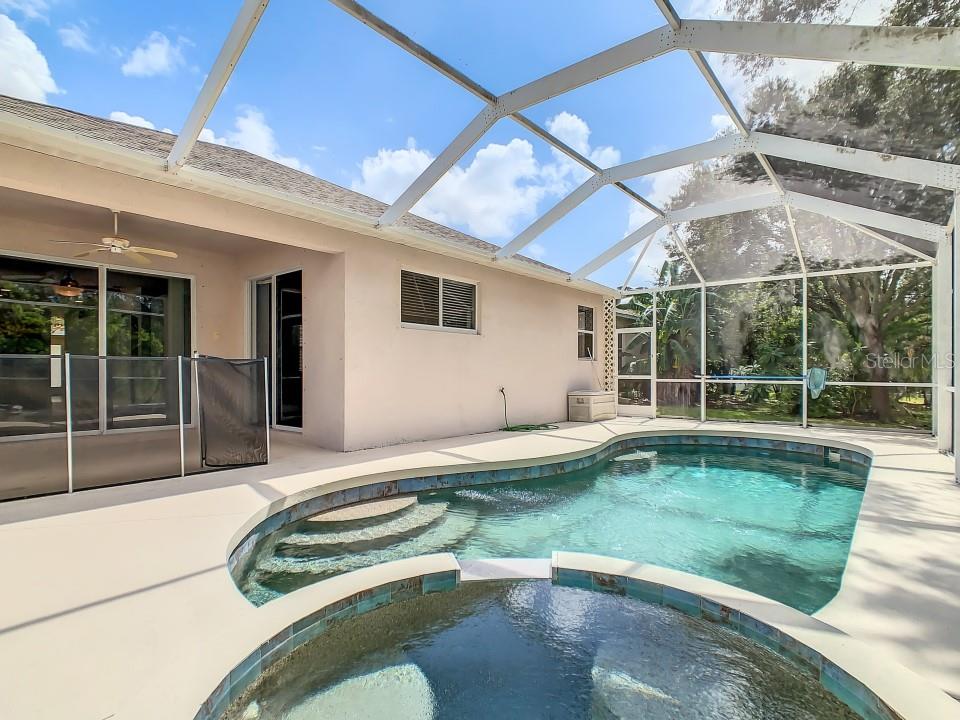 5910 WILLOWS BRIDGE LOOP