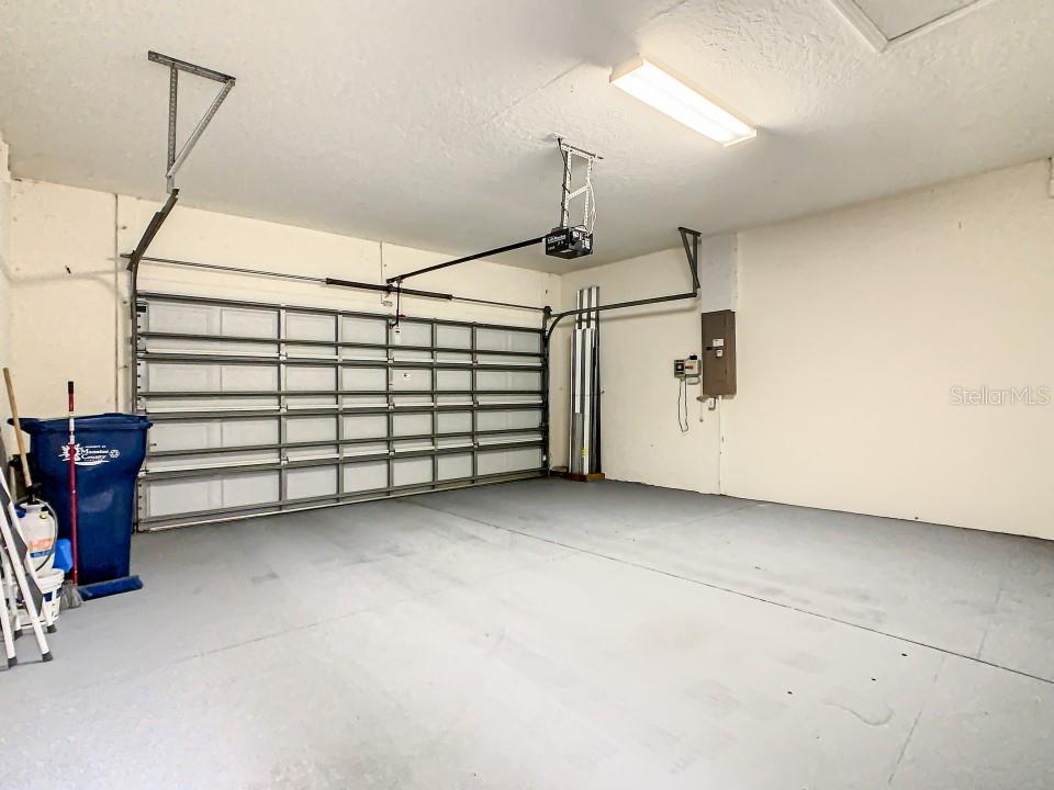 5910 WILLOWS BRIDGE LOOP