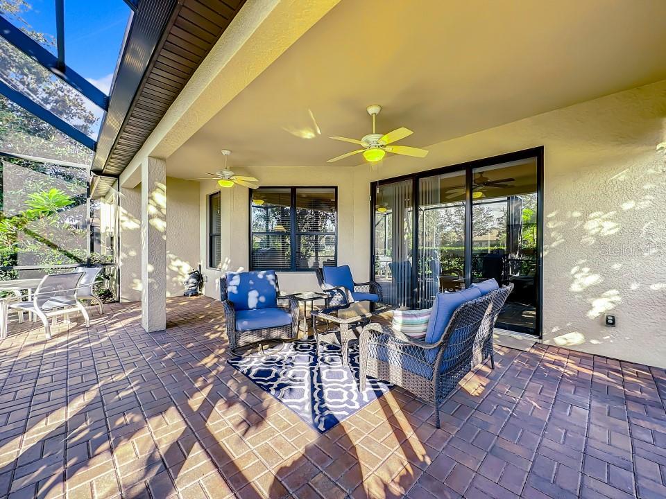 345 SILVER FALLS DR