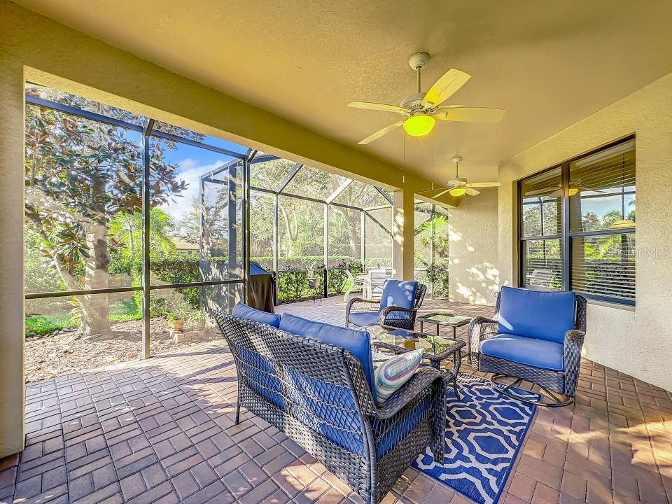 345 SILVER FALLS DR