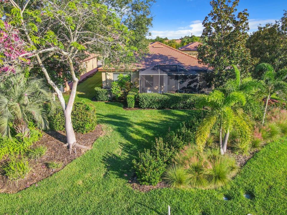 345 SILVER FALLS DR