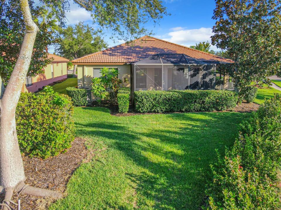 345 SILVER FALLS DR