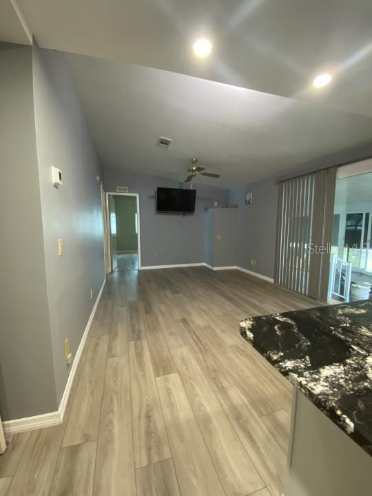 166 PINEWOOD TER #103
