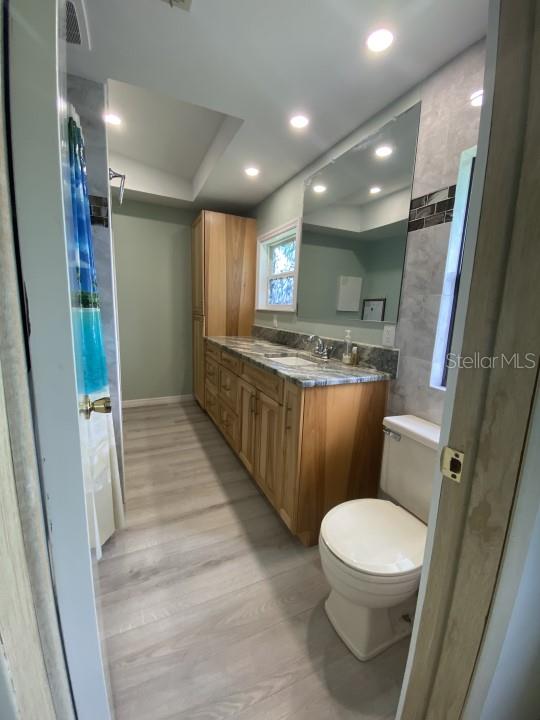 166 PINEWOOD TER #103