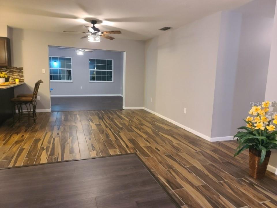 512 EMERALD RD