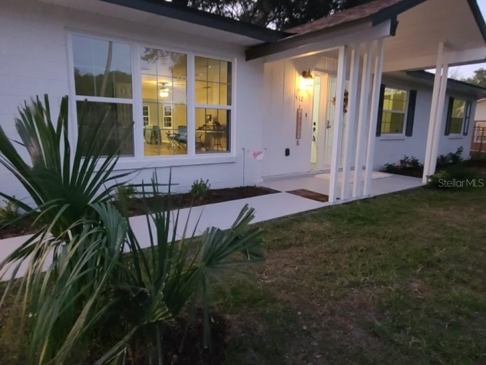 512 EMERALD RD