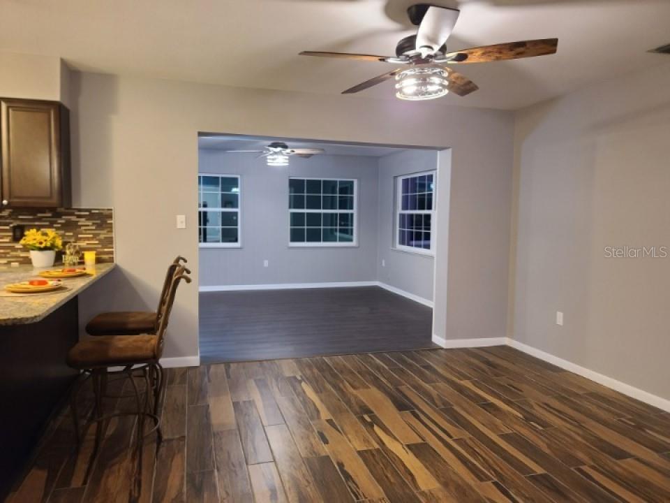 512 EMERALD RD