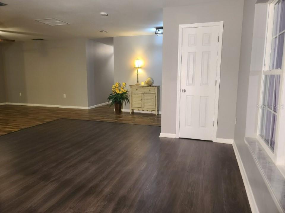 512 EMERALD RD