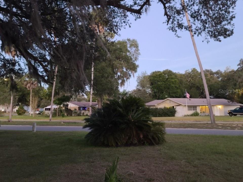 512 EMERALD RD
