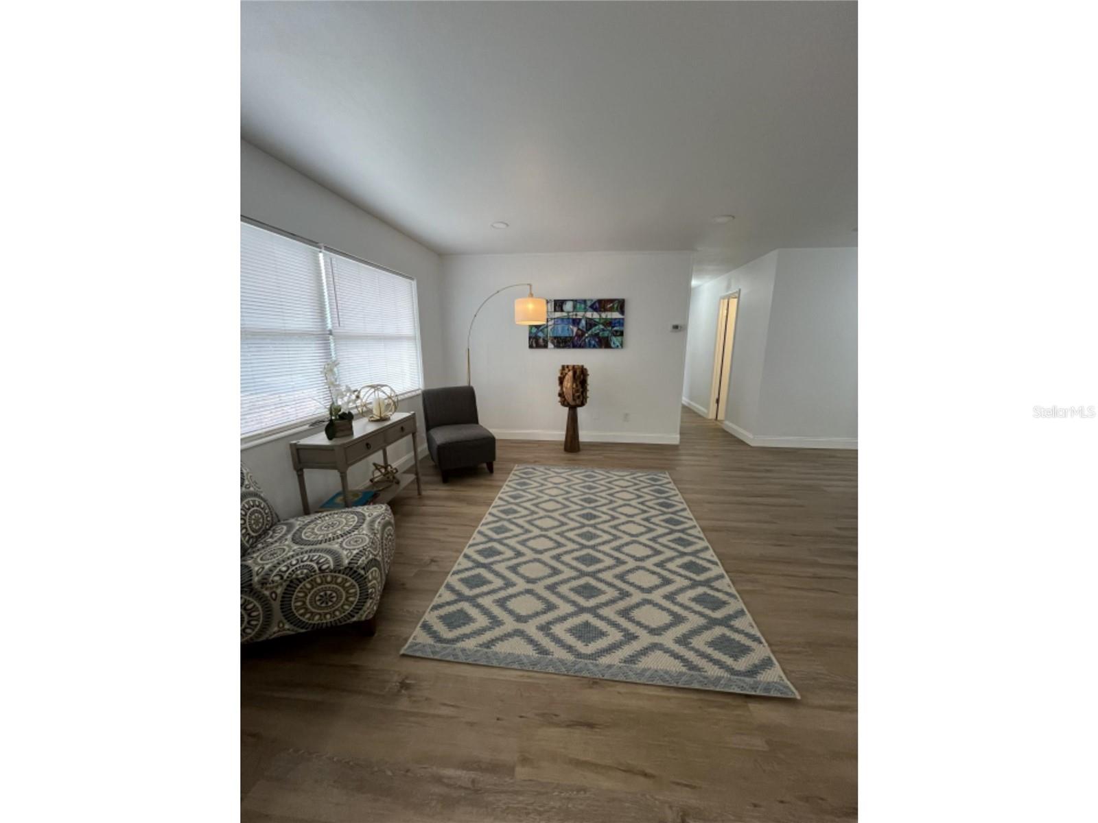 2419 STANFORD DR