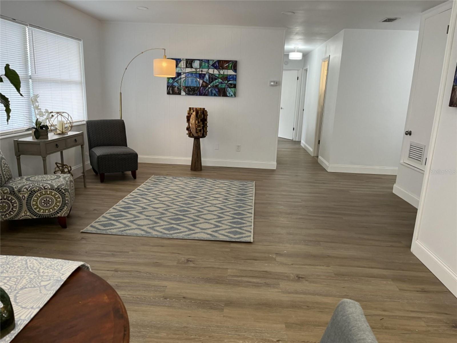 2419 STANFORD DR