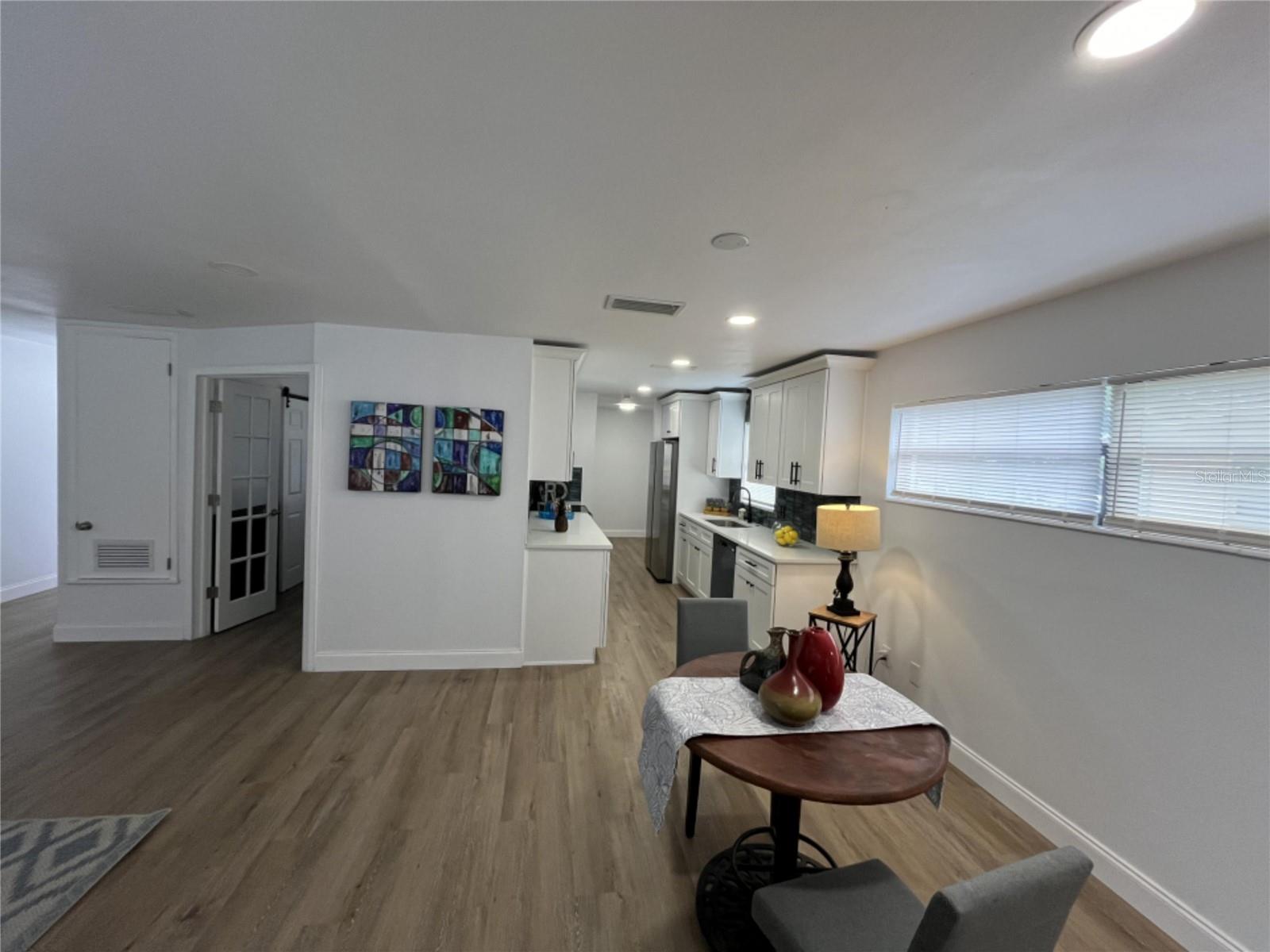 2419 STANFORD DR
