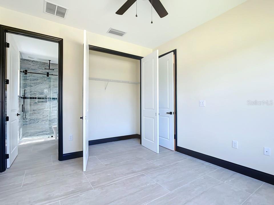 24489 WALLABY LN