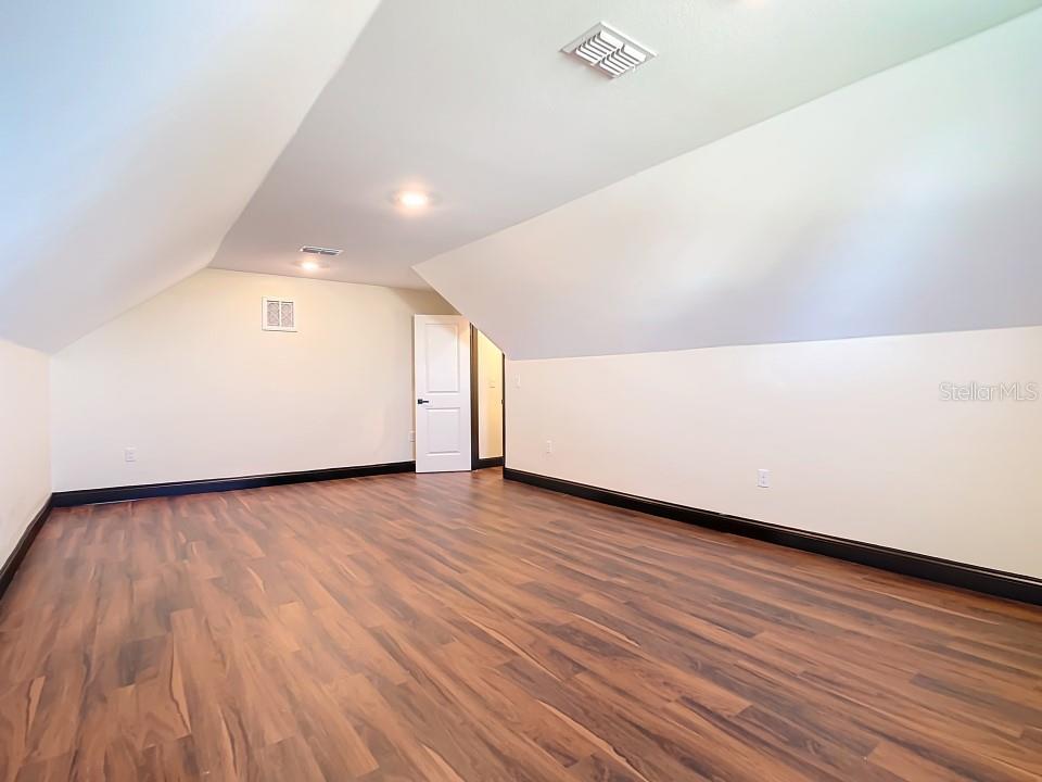 24489 WALLABY LN