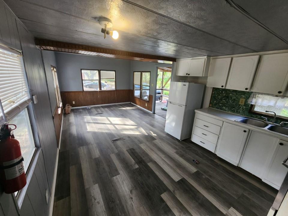 1545 CRYSTAL SPRINGS RD