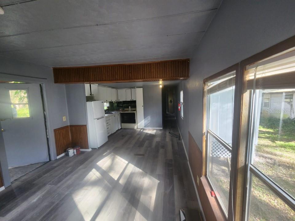 1545 CRYSTAL SPRINGS RD