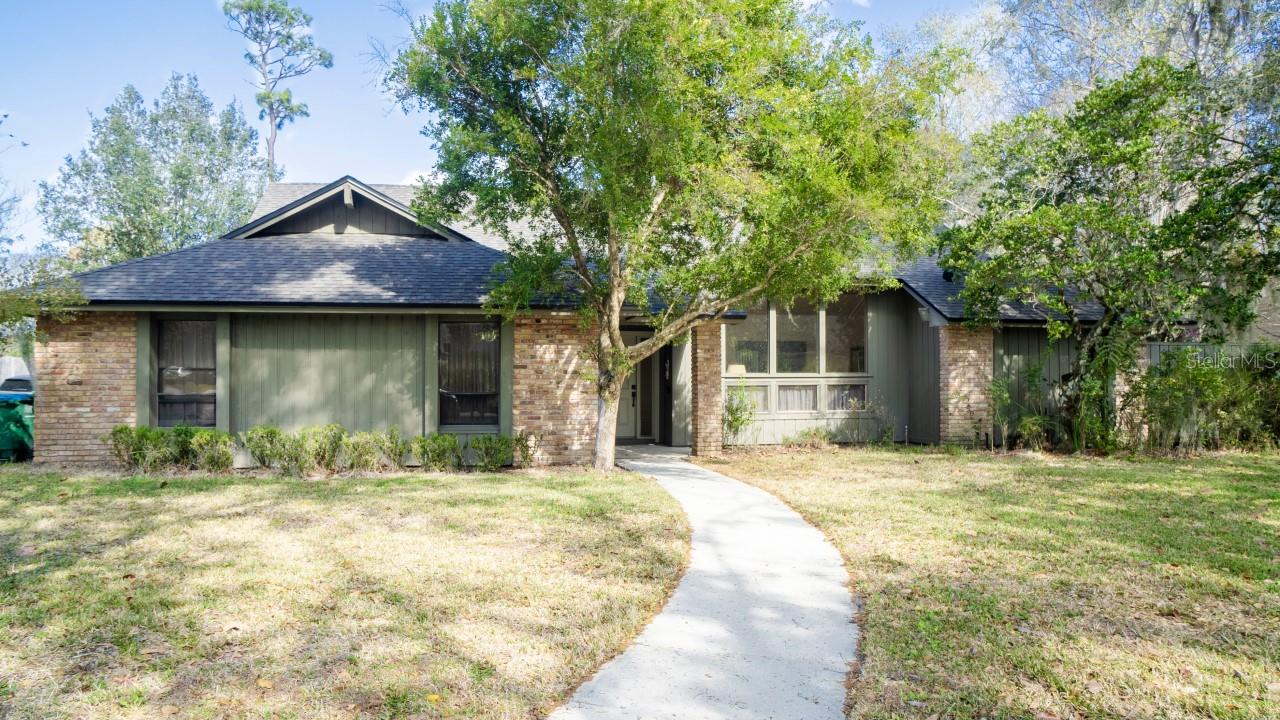1602 WHITE CLOUD CT