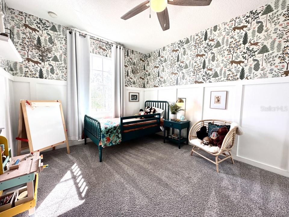 1541 NAPOLI DR E