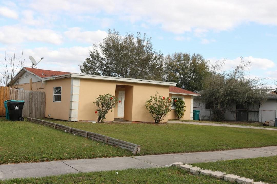 2743 GRANDOLA DR