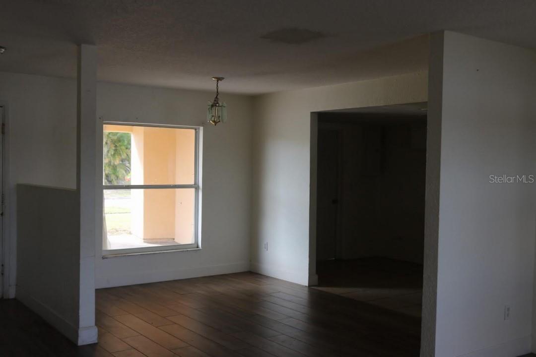 2743 GRANDOLA DR