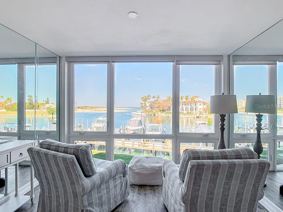 1060 PINELLAS BAYWAY S #205