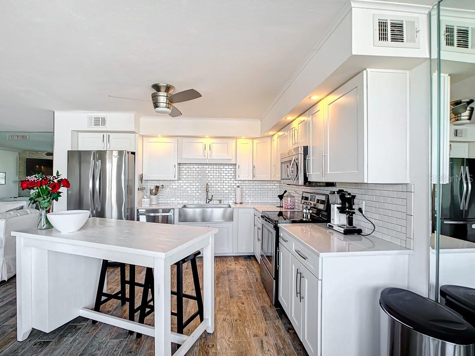 1060 PINELLAS BAYWAY S #205