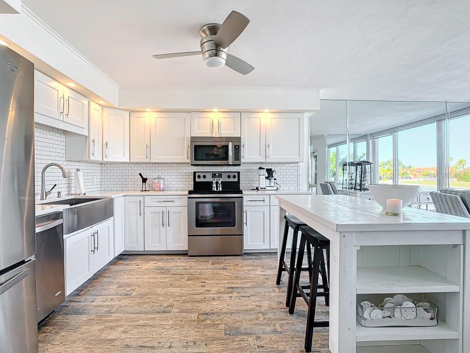 1060 PINELLAS BAYWAY S #205