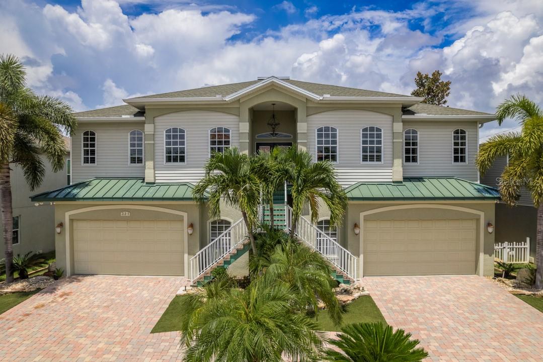 321 MANATEE LN