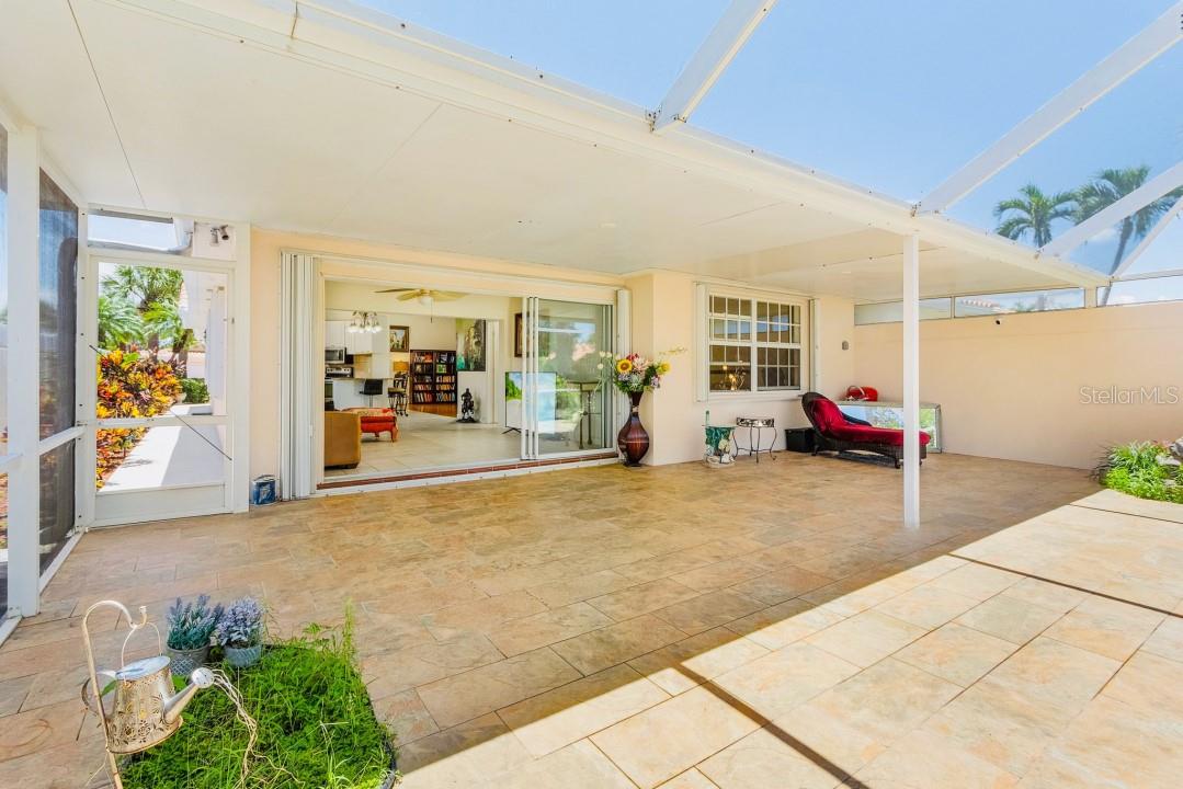 4199 LOS ALTOS CT