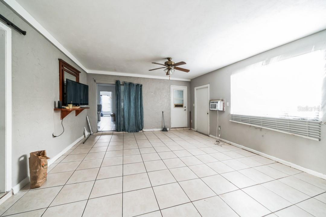 1231 BEACON DR
