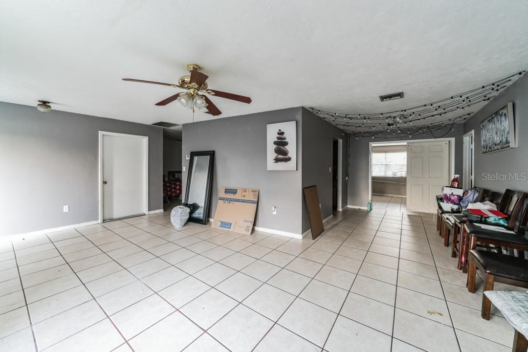 1231 BEACON DR