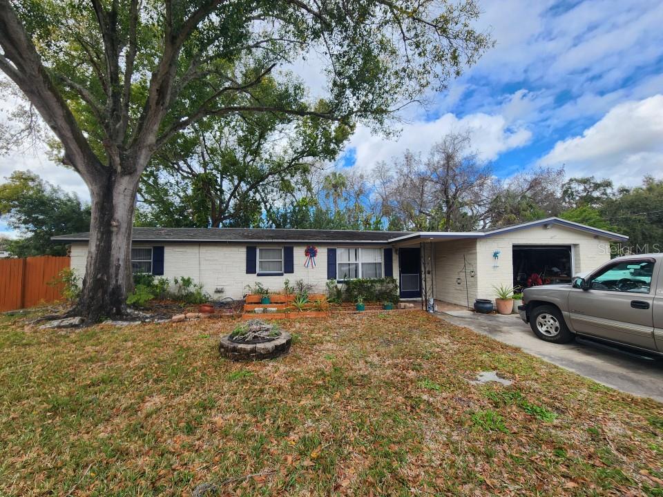 4605 NEEDLE PALM DR