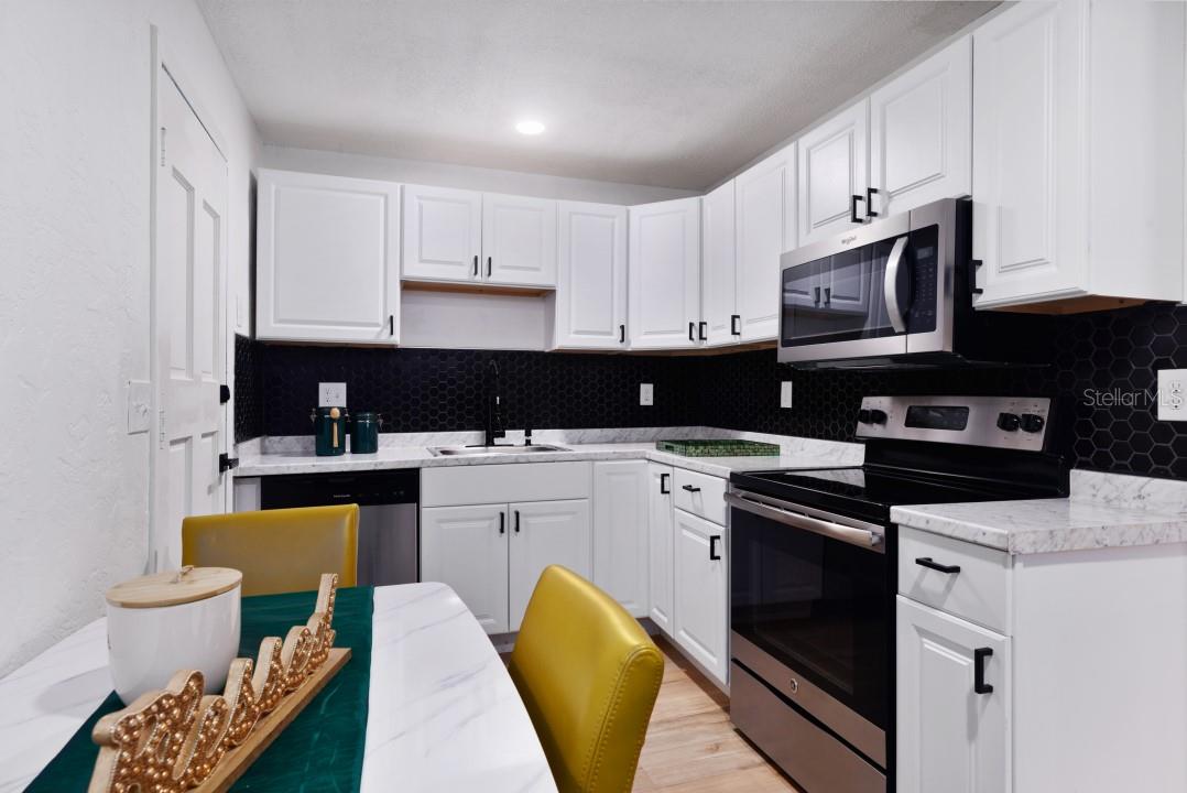 1231 NW 55TH TER