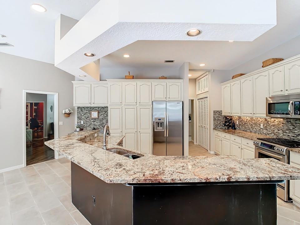 17823 OSPREY POINTE PL